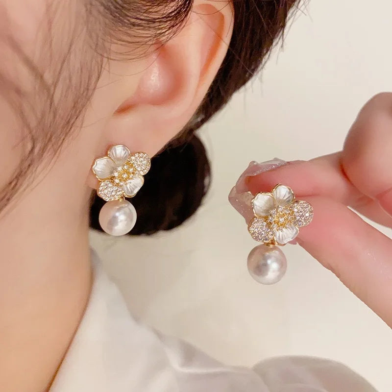 Mismatch Gardenia Studs