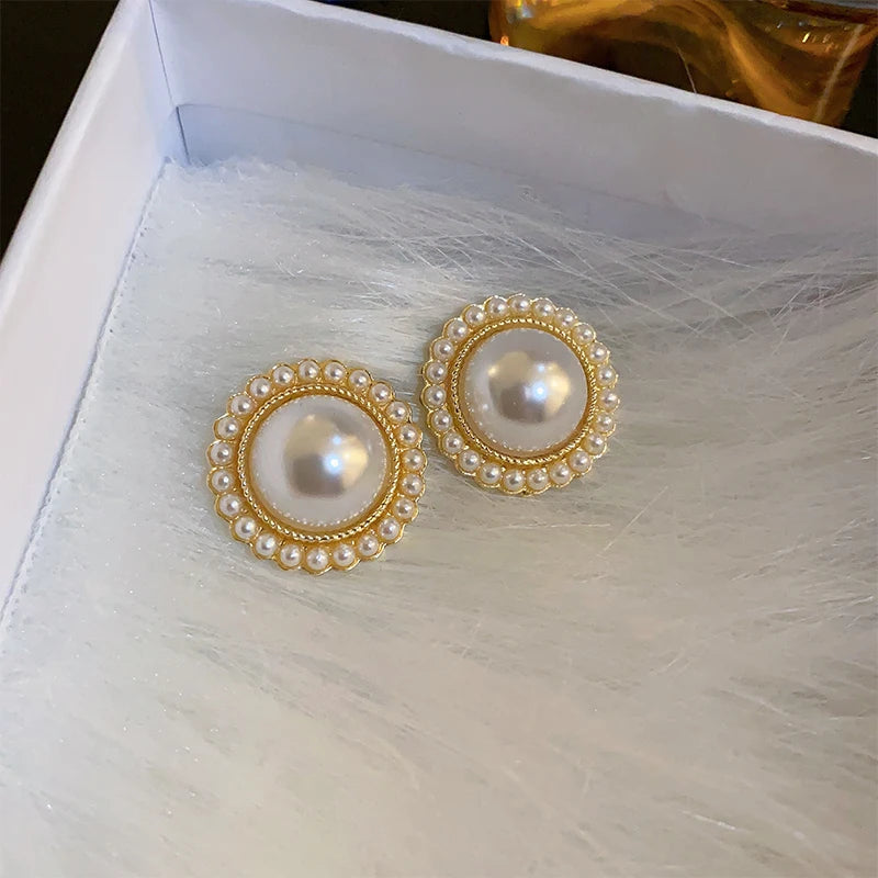 Delicate Imitation Pearl Stud