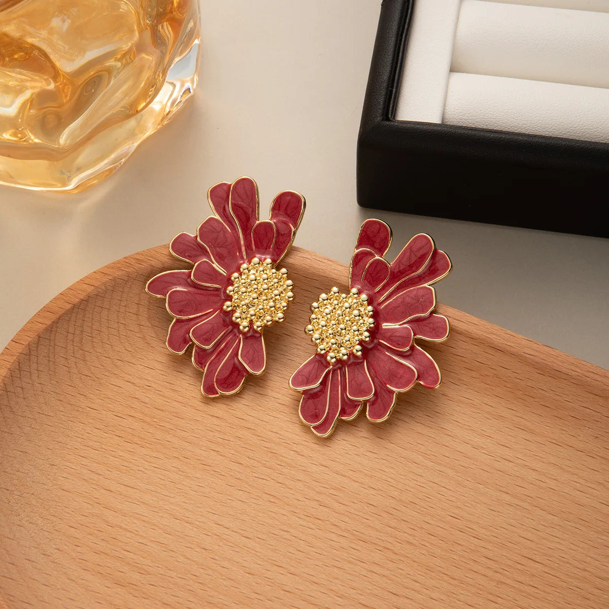 French Vintage Daisy Drop Studs