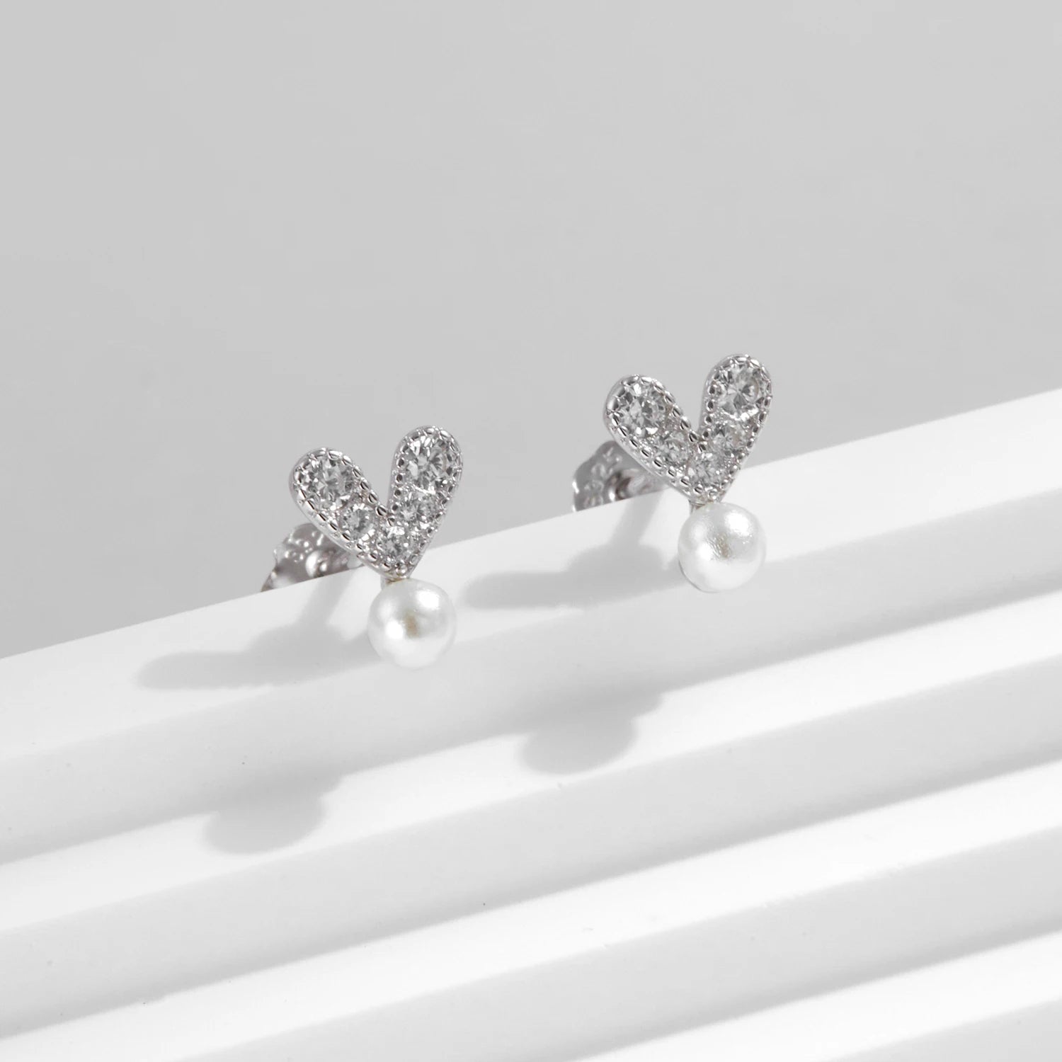 Dazzling Heart Studs