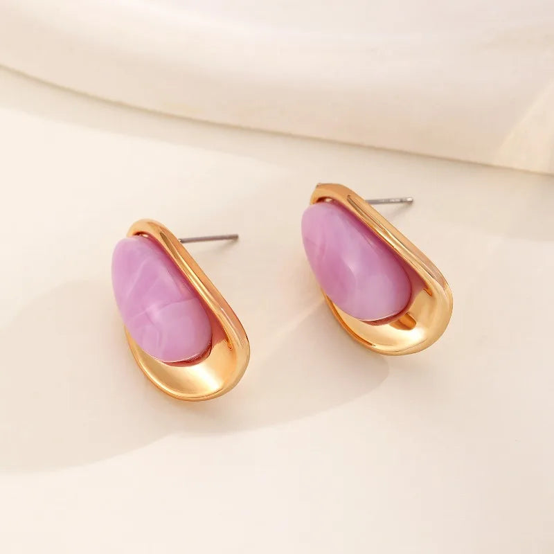 Dripping Water Studs