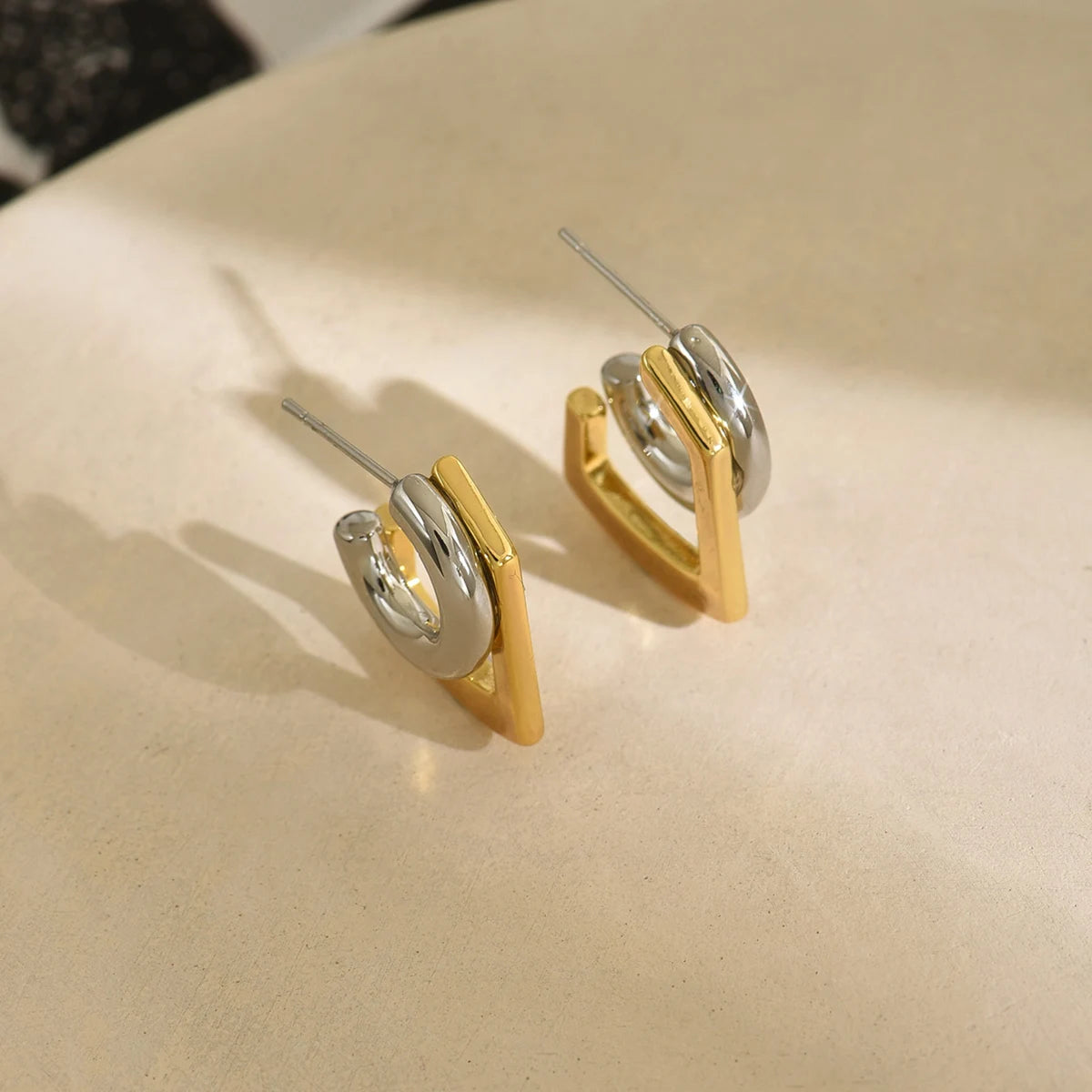 Double Round Stacking Hoop