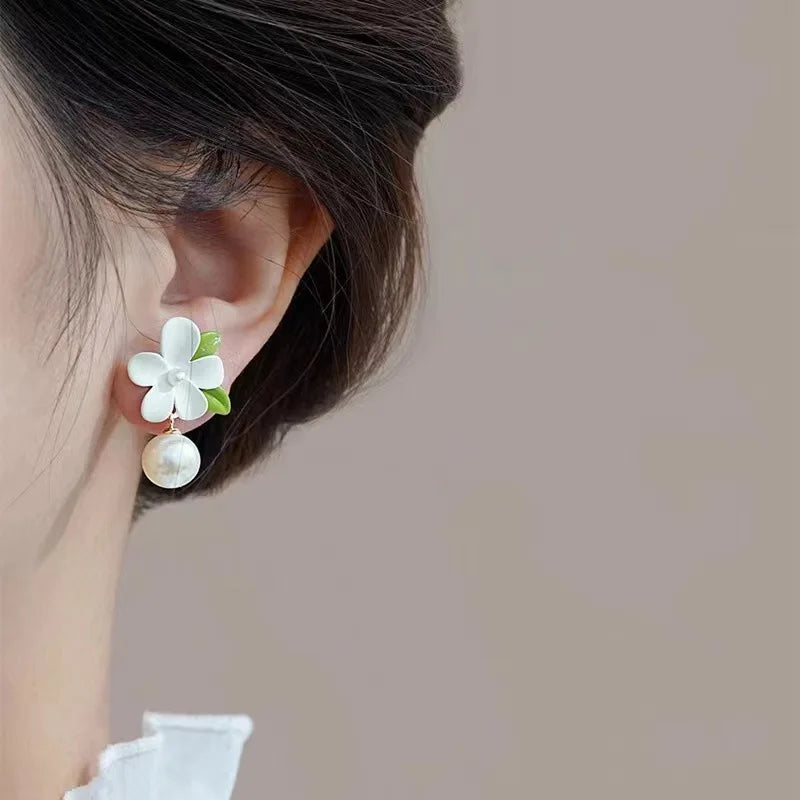 Mismatch Gardenia Studs