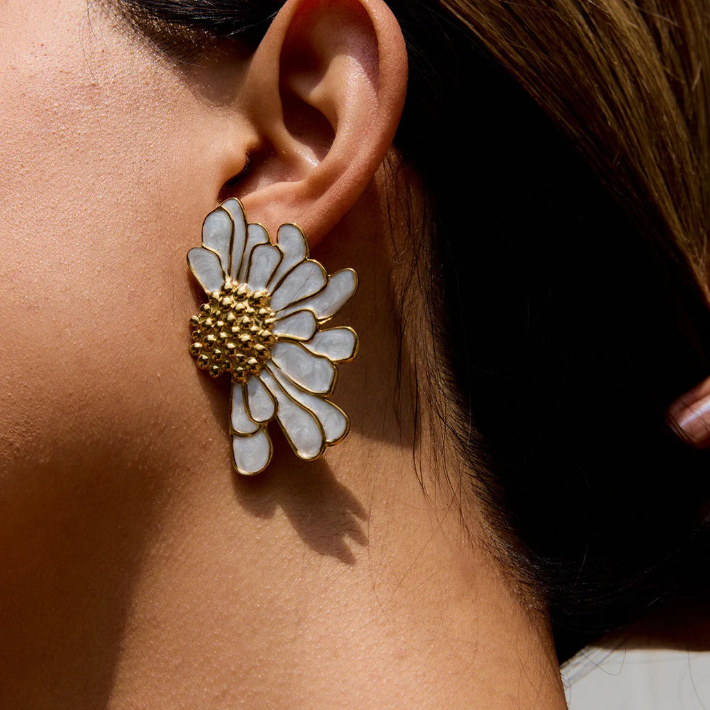 French Vintage Daisy Drop Studs