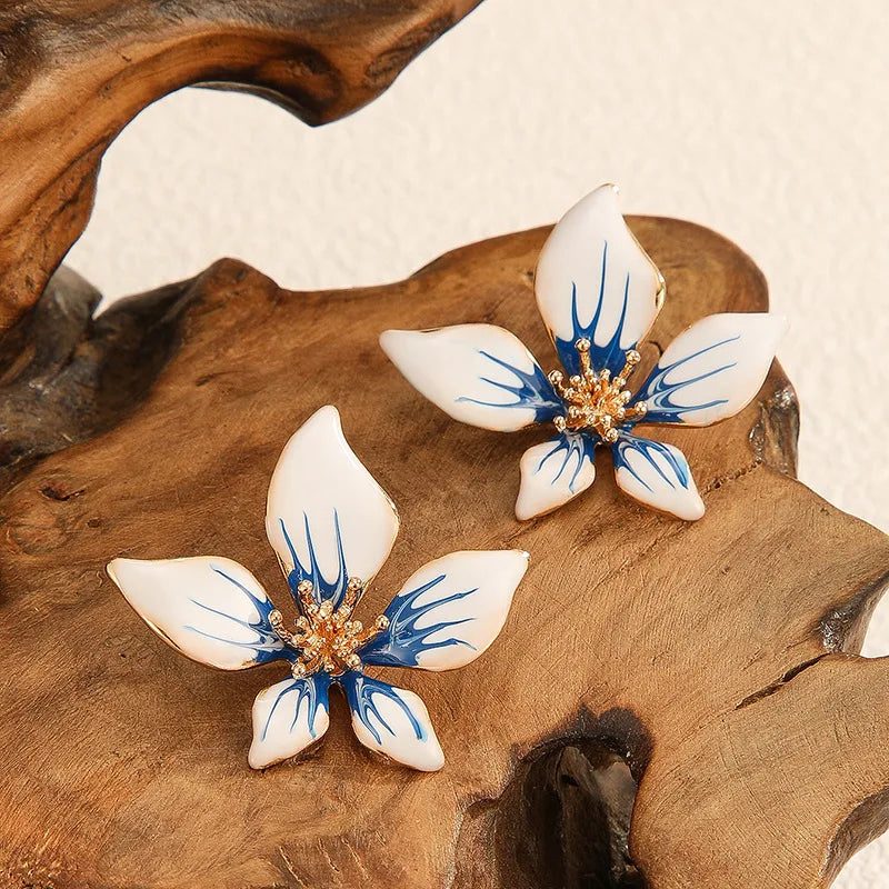 Gradient Five-Petal Flower Studs