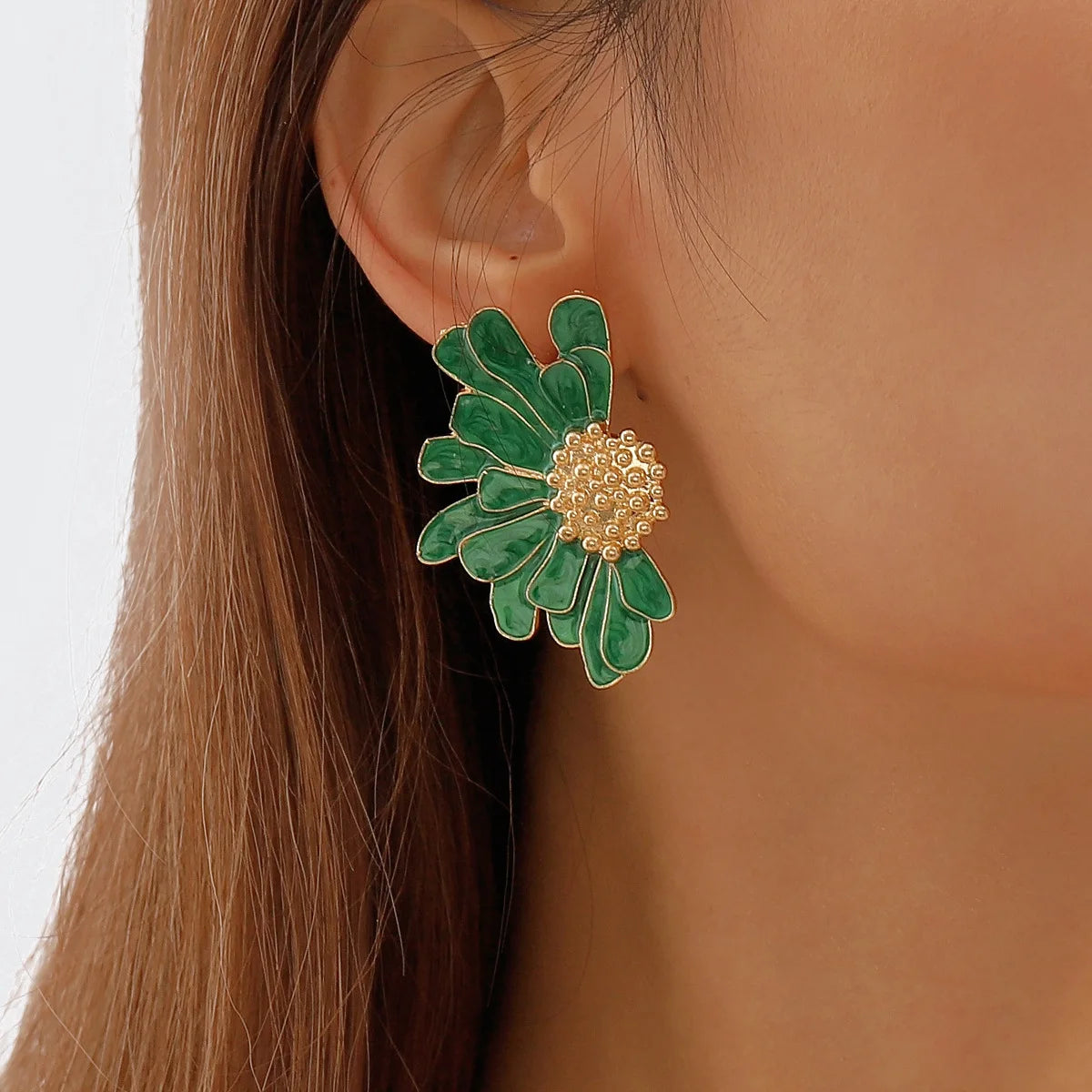 French Vintage Daisy Drop Studs