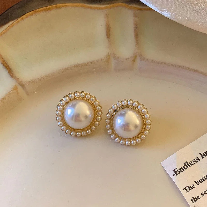 Delicate Imitation Pearl Stud