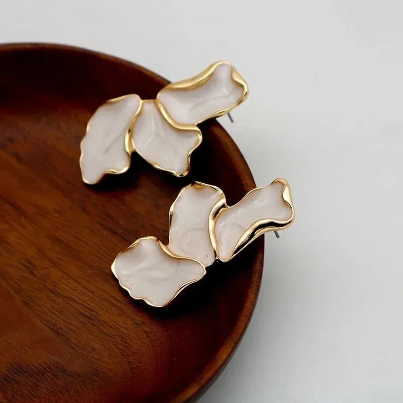 Floral Cream Drops