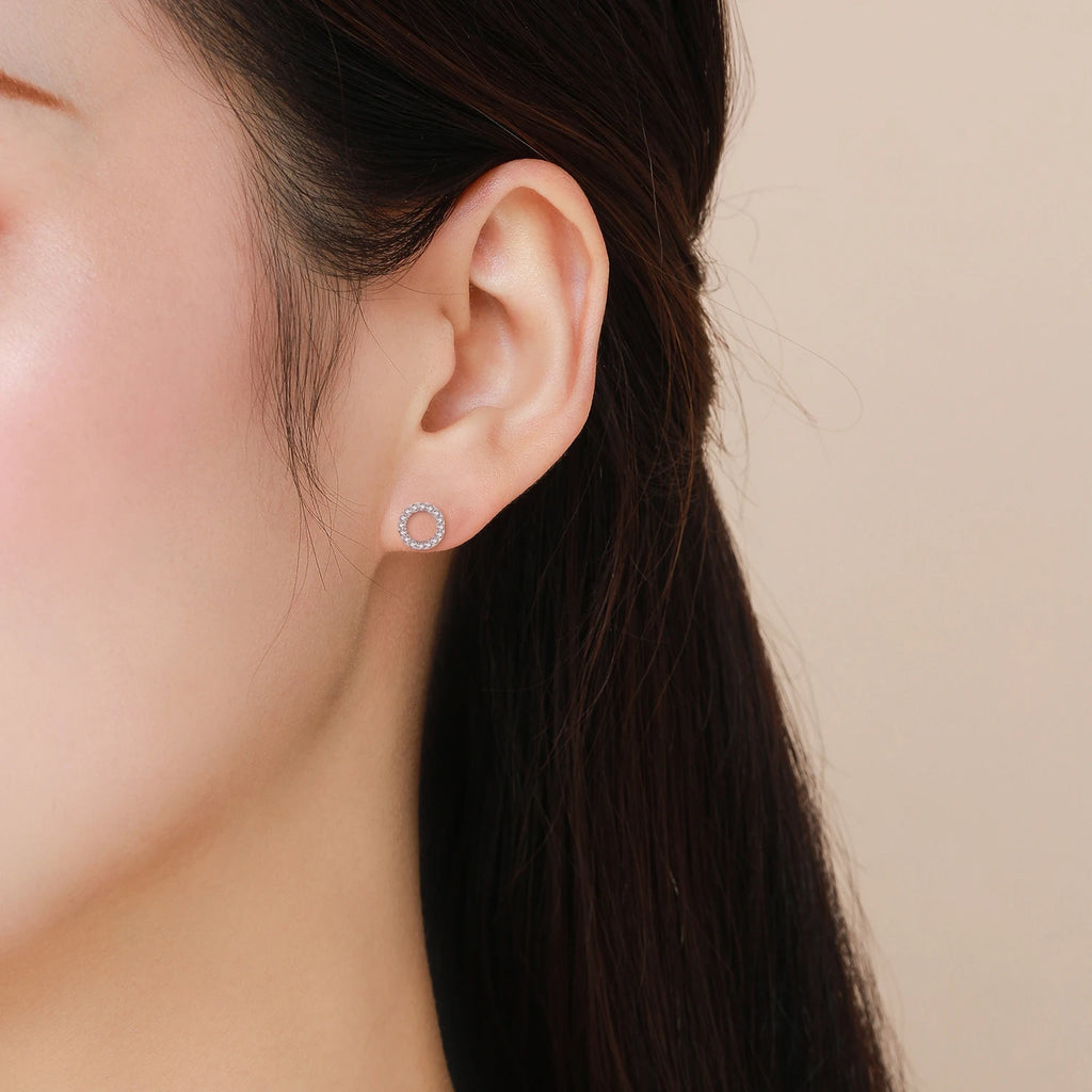 Simple Round Stud
