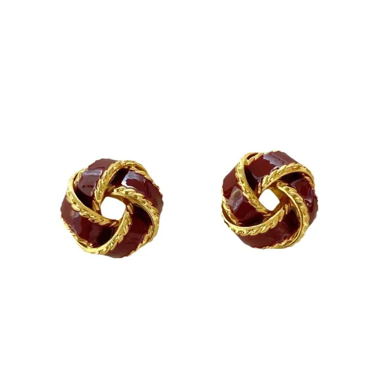 Vintage Twisted Drip Stud
