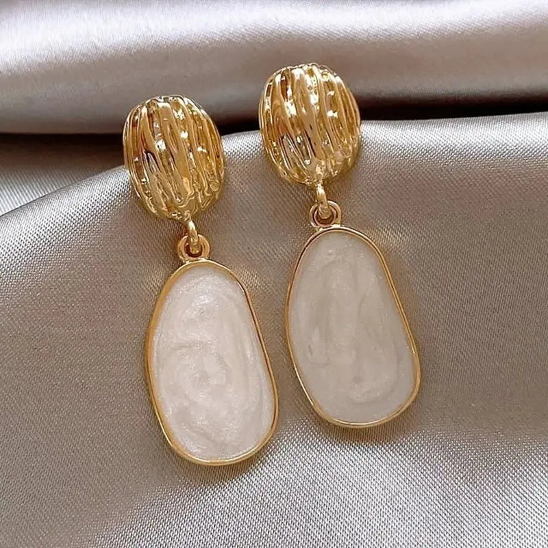 Oil Oval Drop Earrings