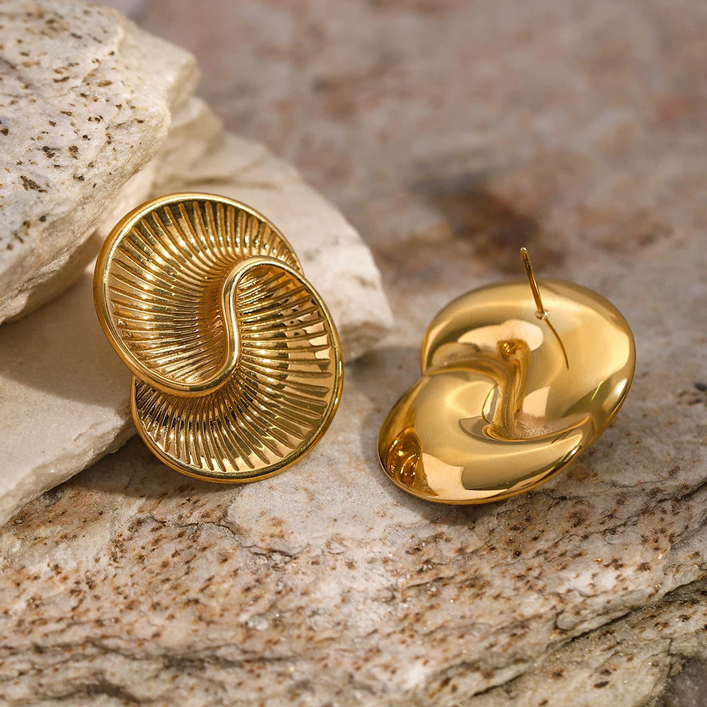 Geometric Spiral Drop