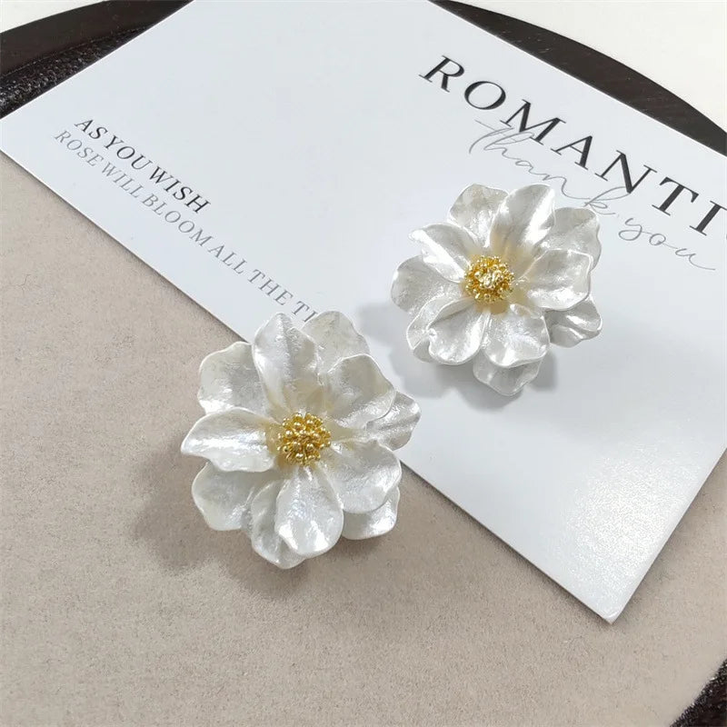Acrylic Flower Studs