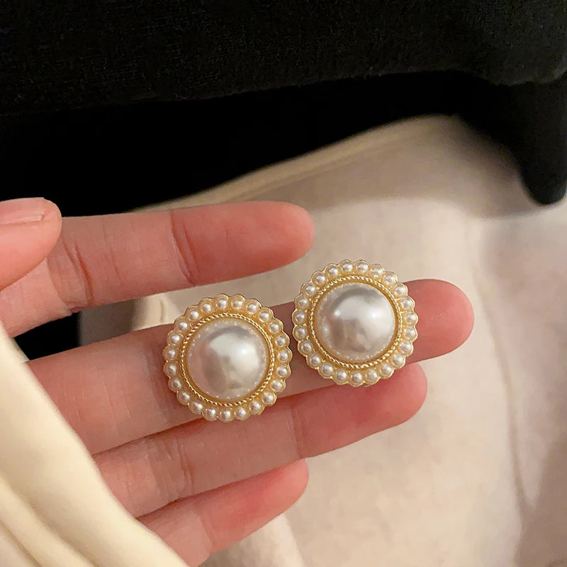 Delicate Imitation Pearl Stud