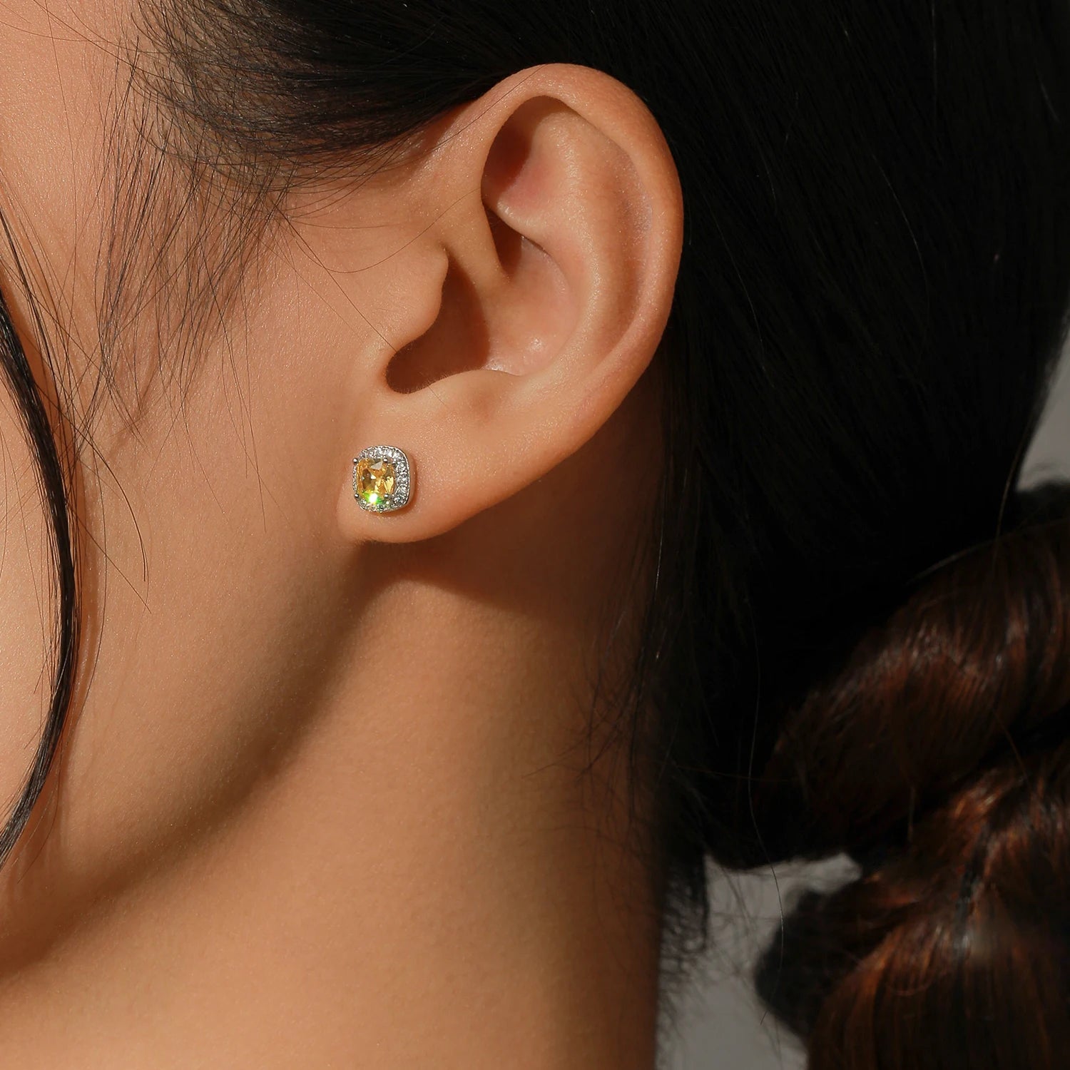 Minimalistic Yellow Sparling Studs