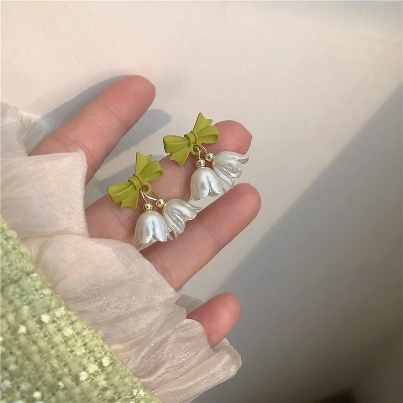 Mismatch Gardenia Studs