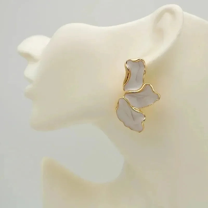 Floral Cream Drops