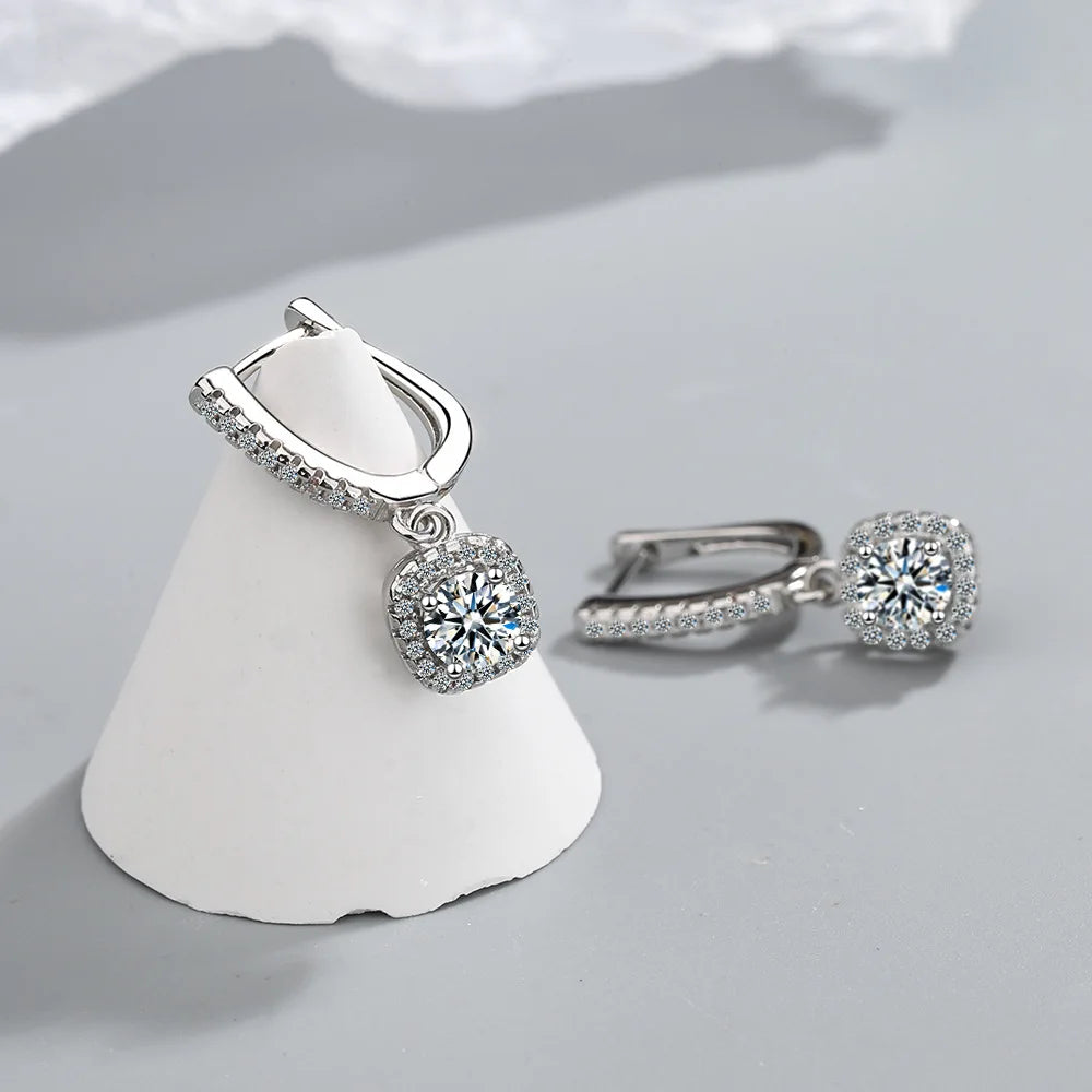 2CT Moissanite Huggie Hoop