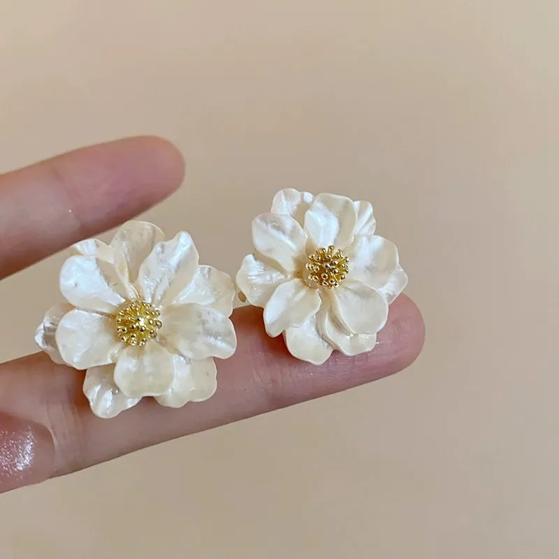 Acrylic Flower Studs