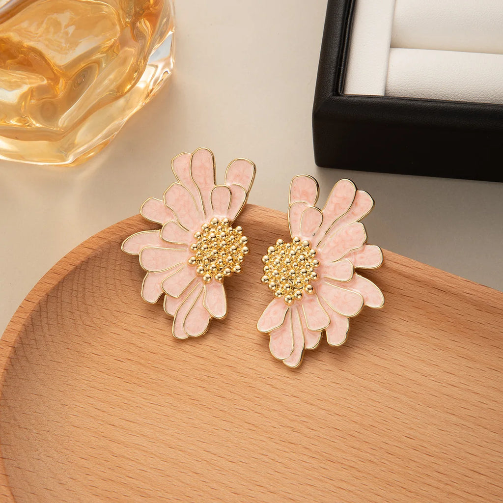 French Vintage Daisy Drop Studs